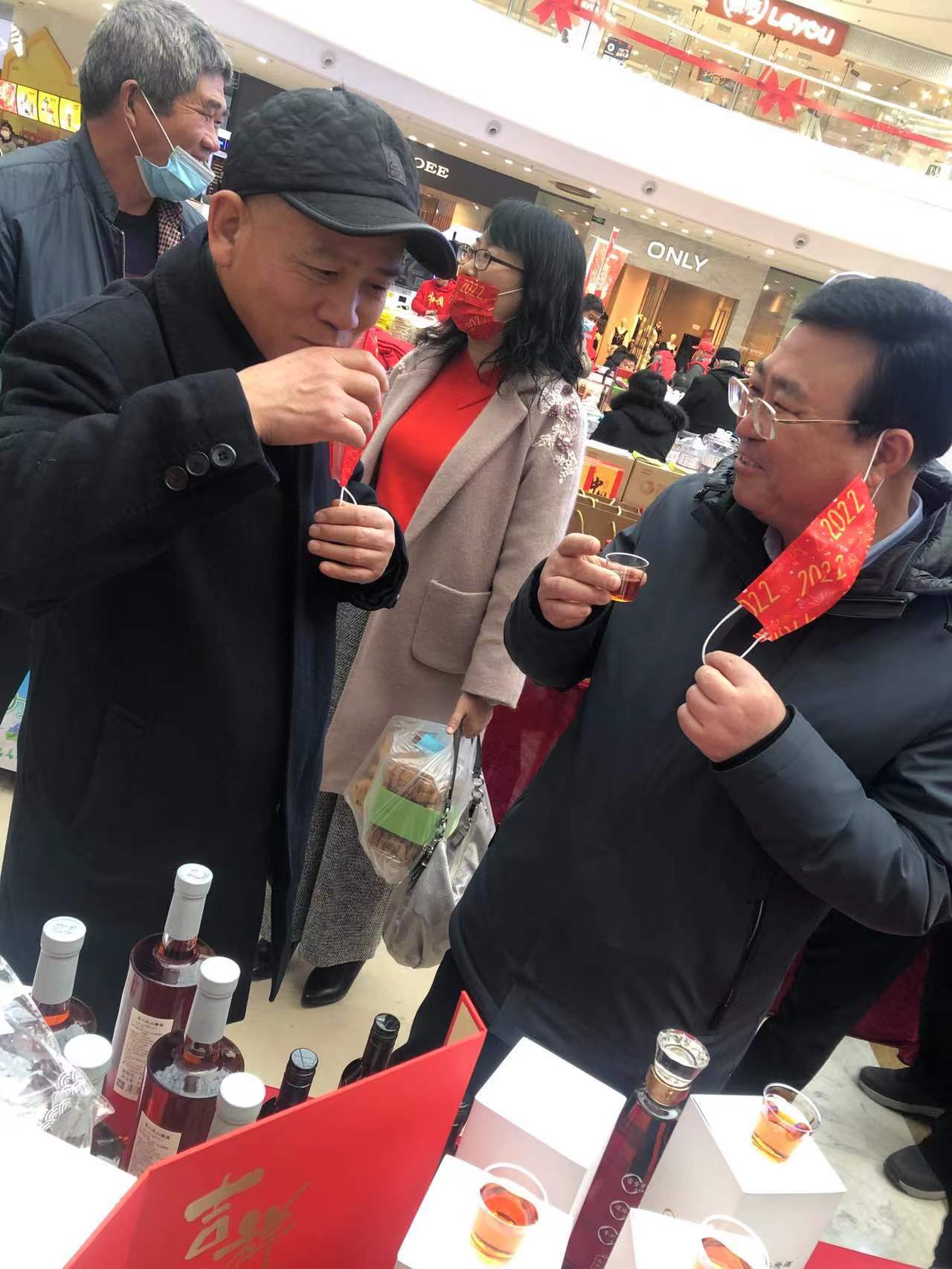 �����ͽ���������ӭ���顪������ׯ԰Яʥ�����߽�Ϋ��ũƷ�´�չ