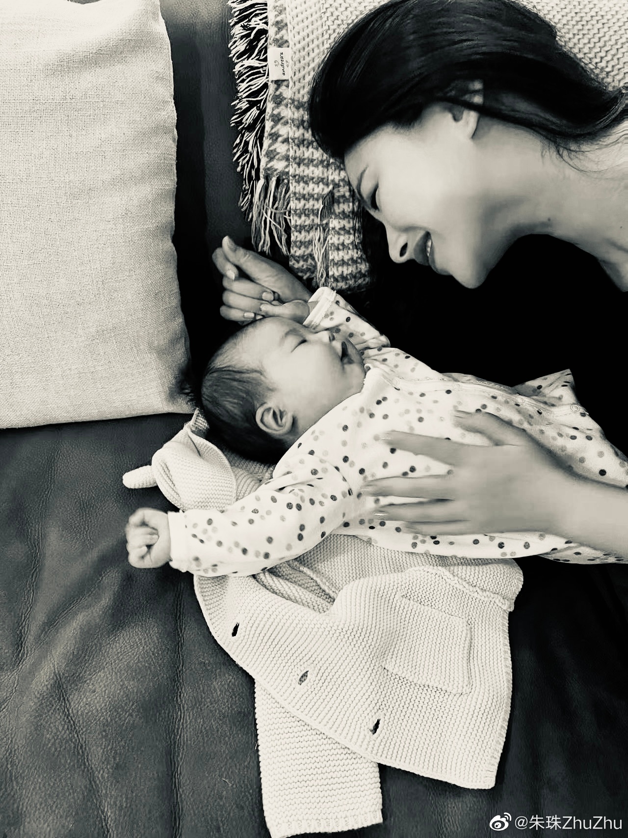 是离婚元年也是结婚元年！2021年12对明星离婚，但也有12对结婚了