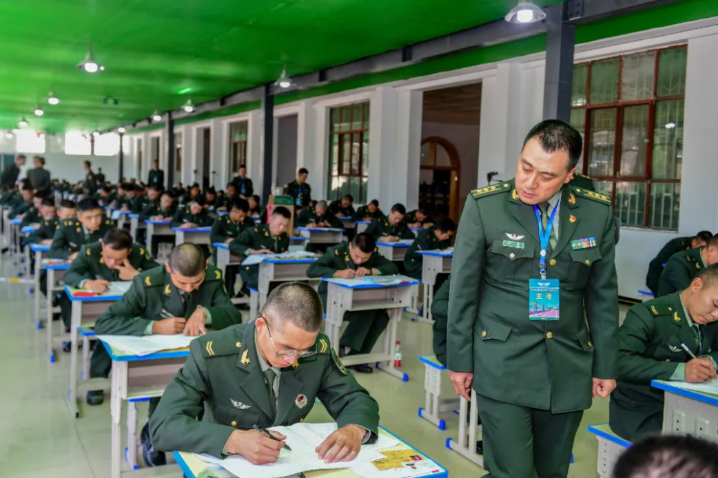 500分左右能考上的6所军校，毕业后还能拿铁饭碗，学生要把握机会