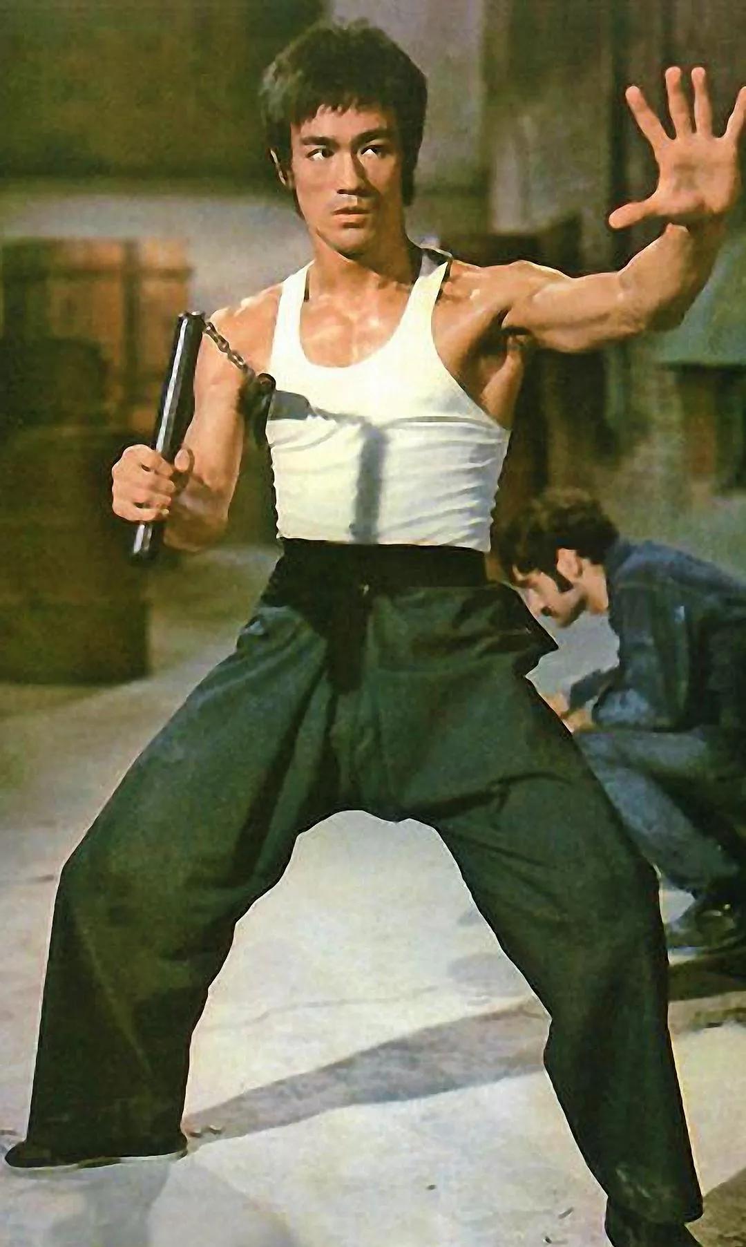 同样是国际巨星！成龙与李连杰地位存在任何差别？