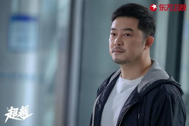 曾经帅到掉渣，如今土里土气胡子邋遢，这7位男星年轻时都是鲜肉