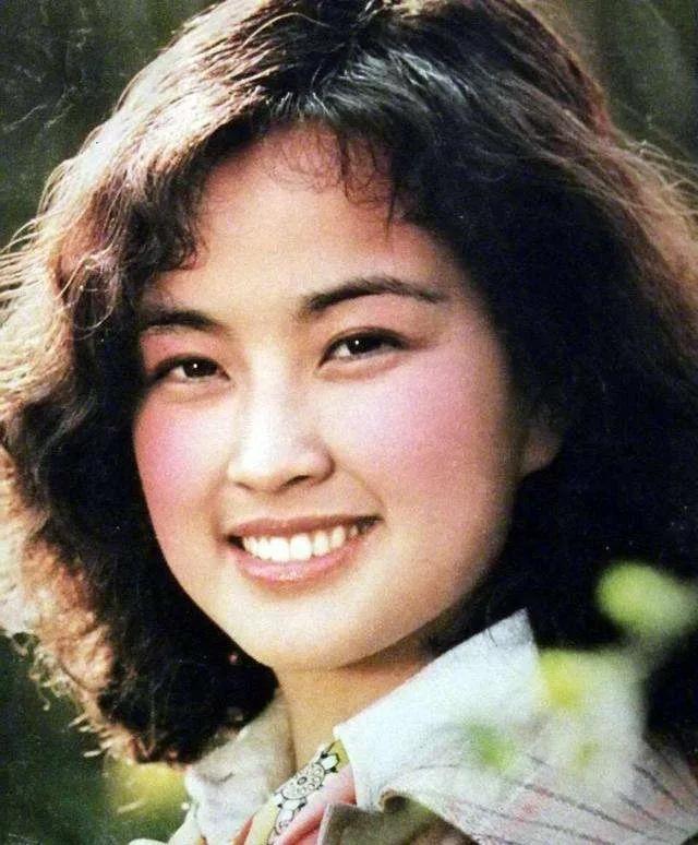 《大众电影》八十年代封面人物谁最美？