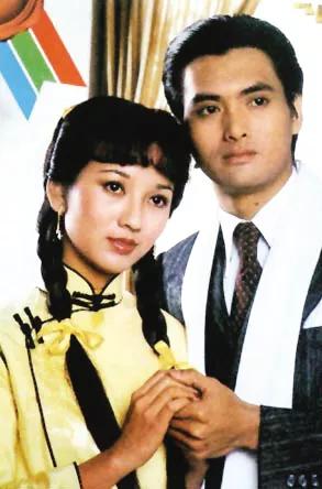 还记得当年火爆的上海滩吗？许文强冯程程迷倒多少少男少女的心？