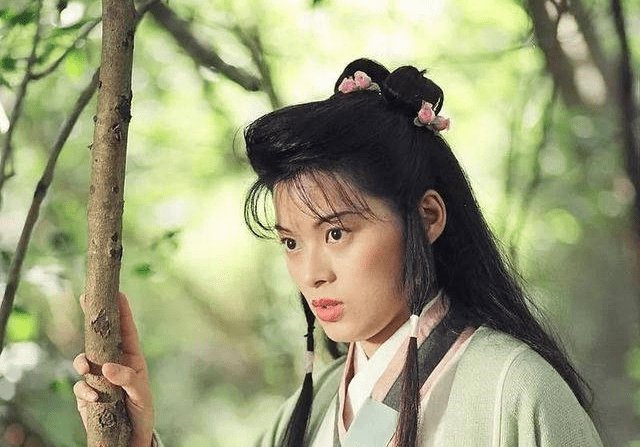 还记得天龙八部中的阿朱吗？戏红人不红，今淡泊名利前往美国念书