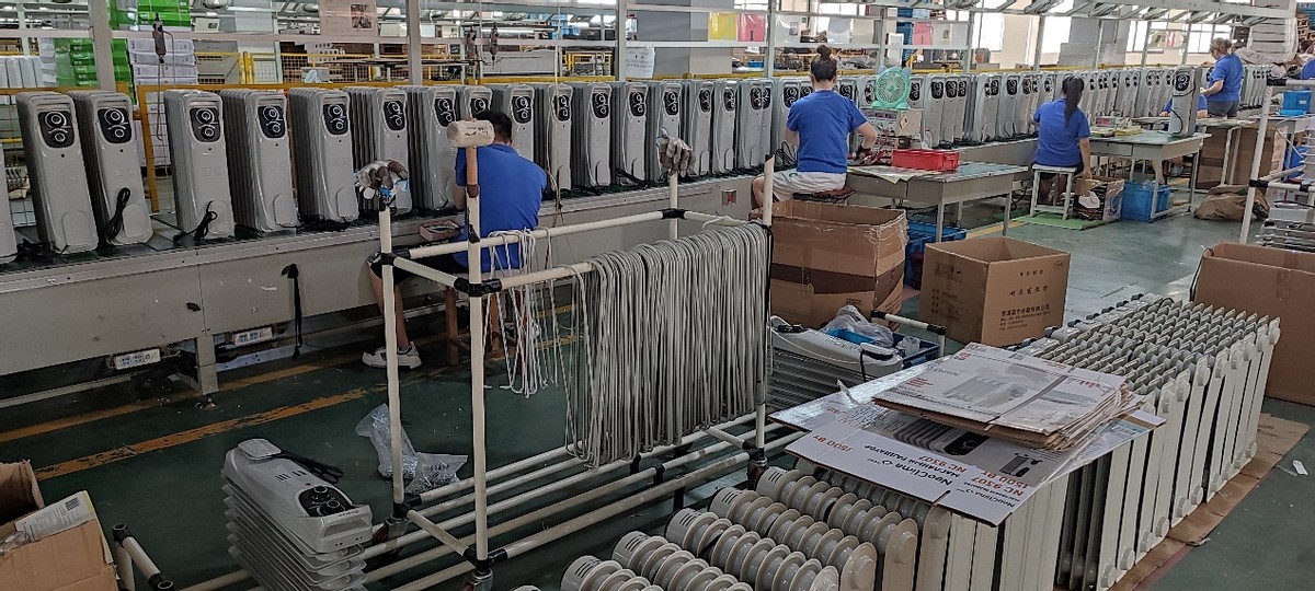 苏宁宜品联手源头工厂，抢先开发冬季电器