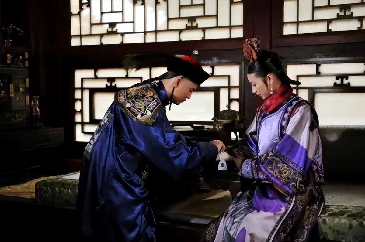 甄嬛传：终于明白，为啥沈眉庄温实初风雨夜晚，太后明知却没去管