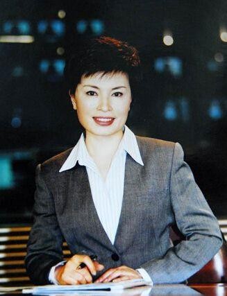 央视主持人李瑞英:我28年工作零失误,唯独儿子坠楼是我一生的痛