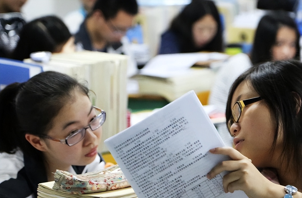 高考政策有变动，多所985高校公布不再招收特长生，家长要了解