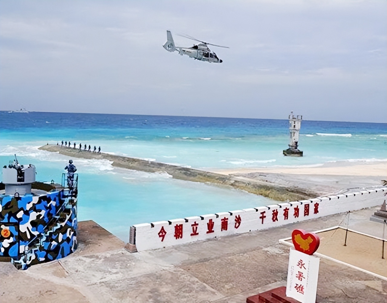 海军有多重视南沙防务?反舰和防空导弹全部上岛,022导弹艇伴随