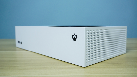 云游戏：如何开机一台微软Xbox Series S，次时代游戏主机评测