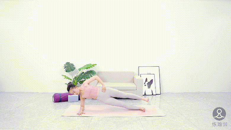 女大十八变！李小璐晒与甜馨合照，网友：云朵和我的云馨，好美