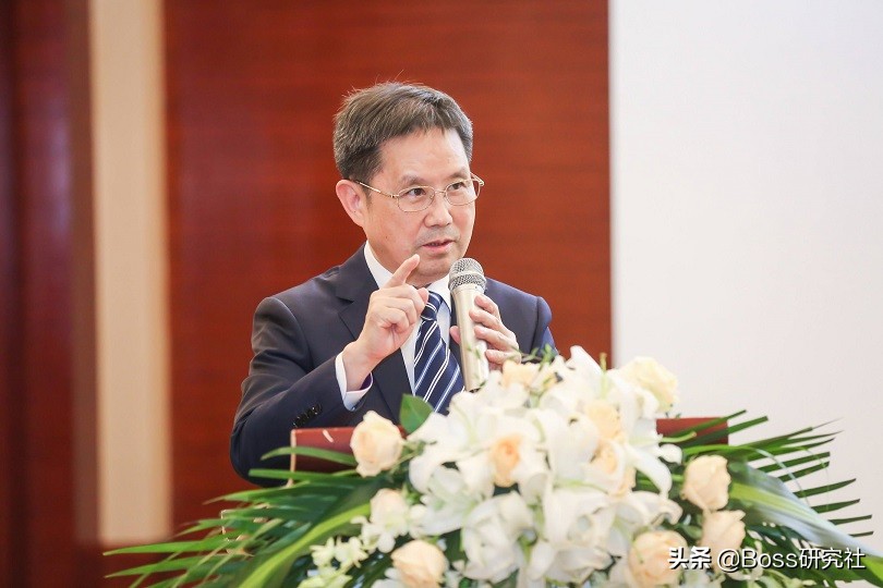 广西2022年新版“十大富豪”（外地篇），人均身价286.5亿元