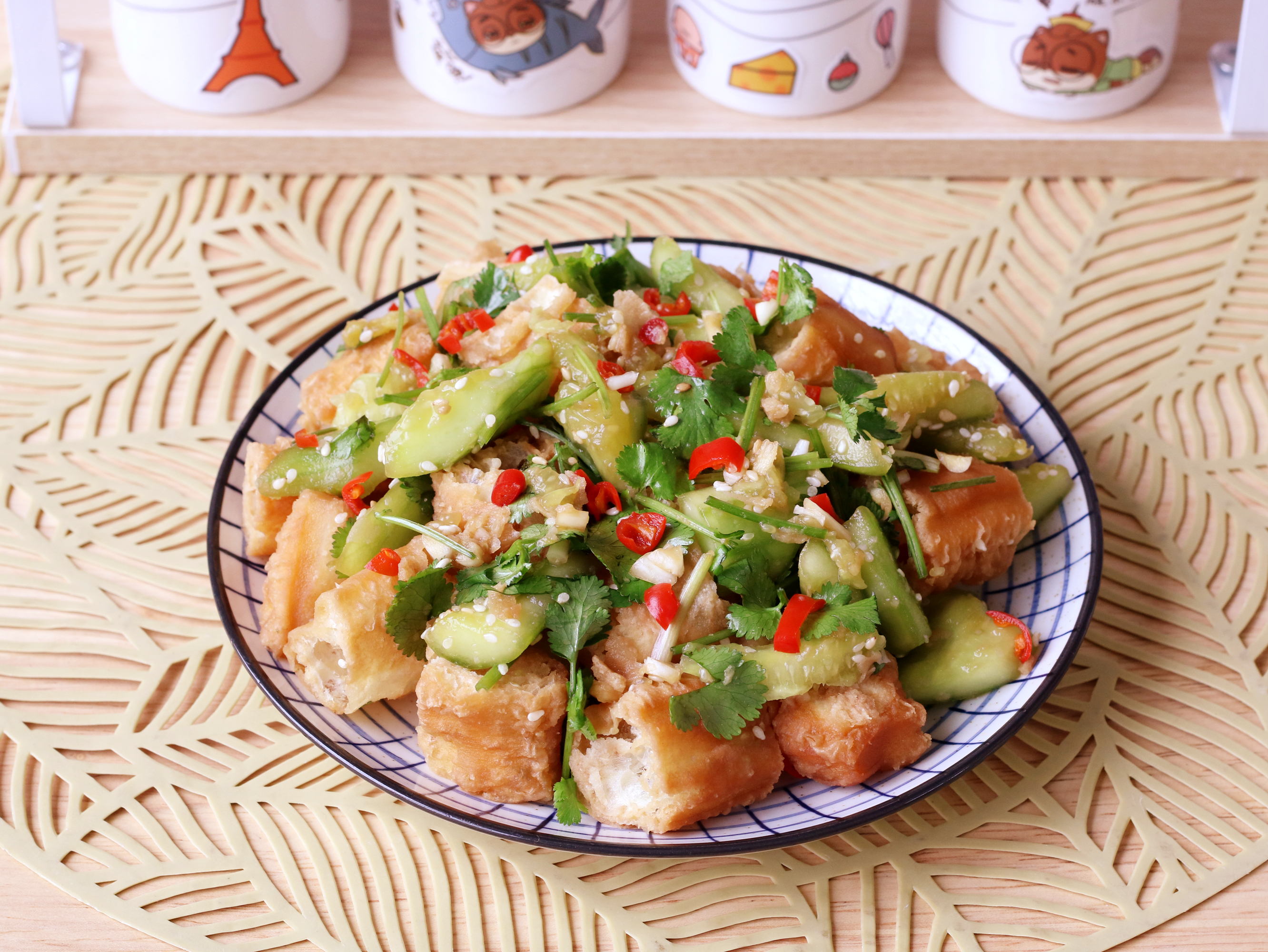 黄瓜和油条这2种食材真搭(黄瓜和油条能一起吃吗)