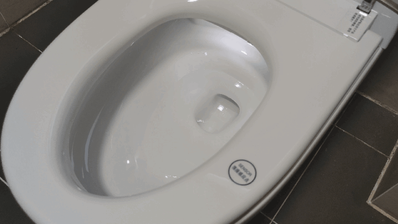 小米有品推出懒人马桶！双重抗菌，告别臭味尴尬