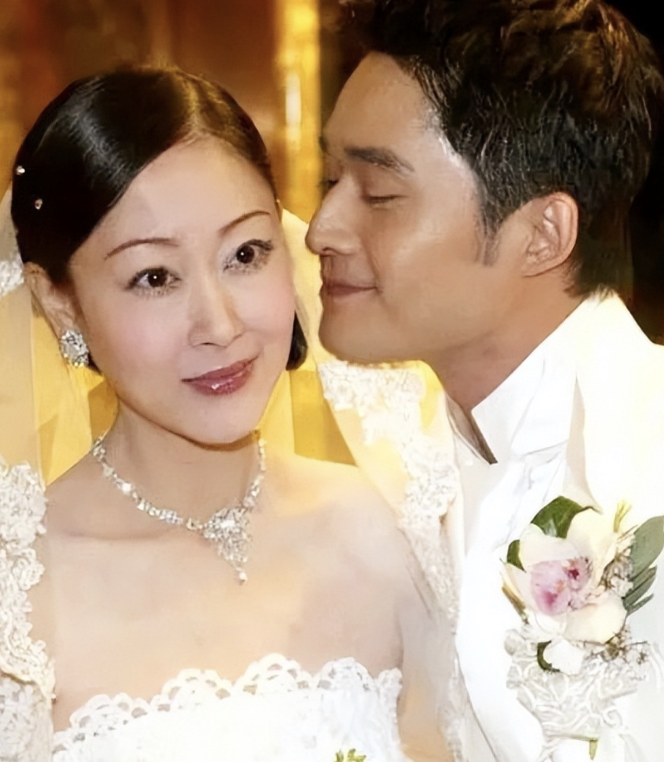 于佳卉:17岁出道,为爱"隐退"却遭前夫背叛,最后烧炭自杀