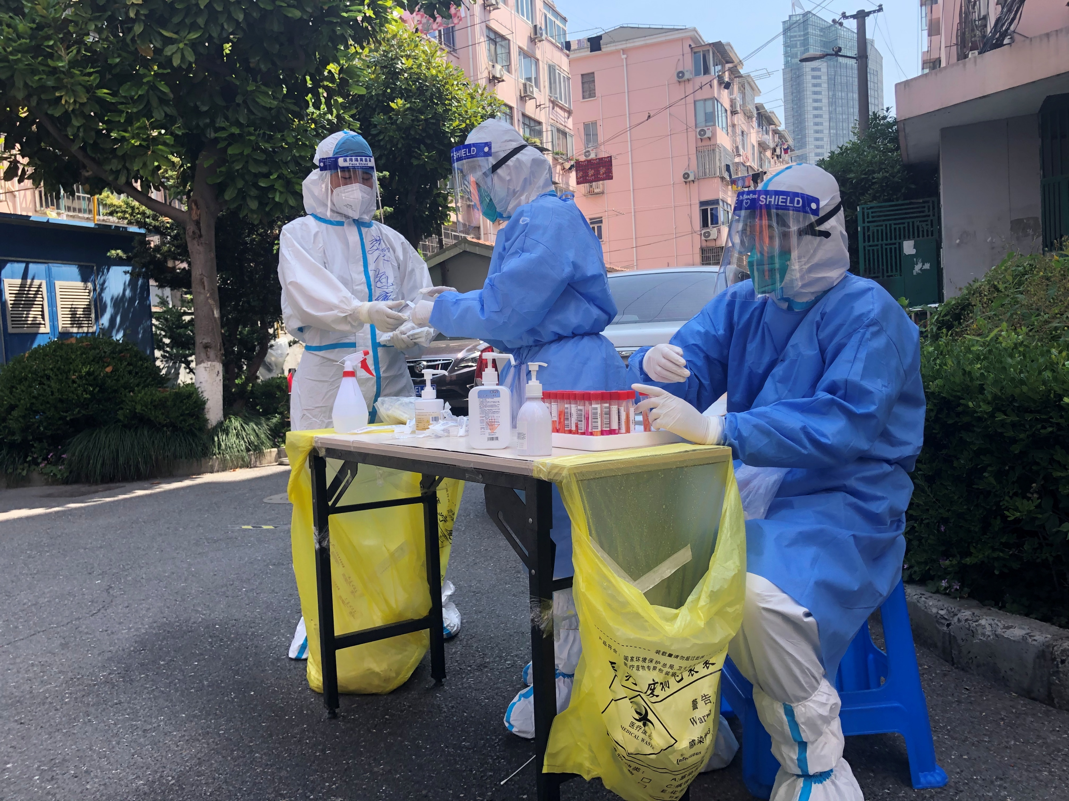 致敬疫情下白衣天使的祝福语10句，赞美大白们的祝福语