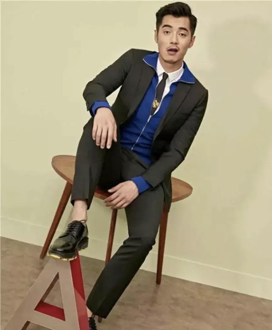 身高超过185的12位男星，个个“鹤立鸡群”，不用偷偷塞内增高