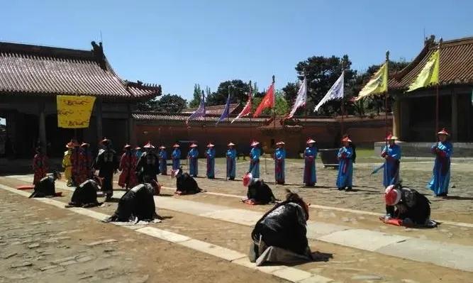 清朝灭亡110年后,为什么还会有皇陵的守陵人?谁给他们发工资?