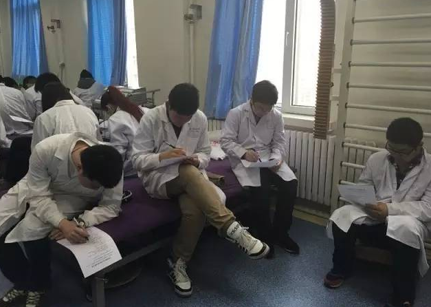 你的专业选对了没？有5大普遍公认的高薪行业，大学生要有数