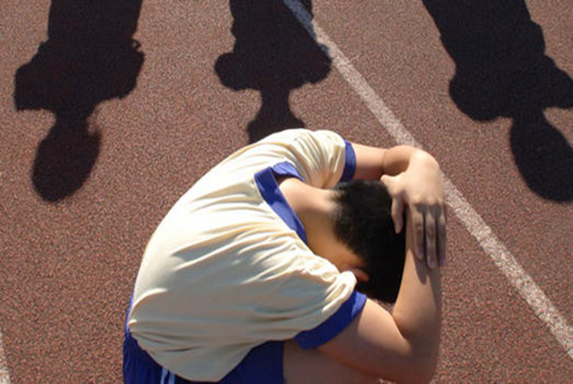 孩子遭受到“校园欺凌”时，父母的反应很关键，3句话别对娃说