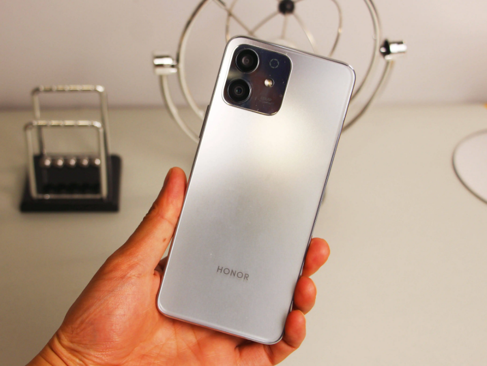 千元左右也有好体验，这4款低价位的千元机，买备用机千万别错过