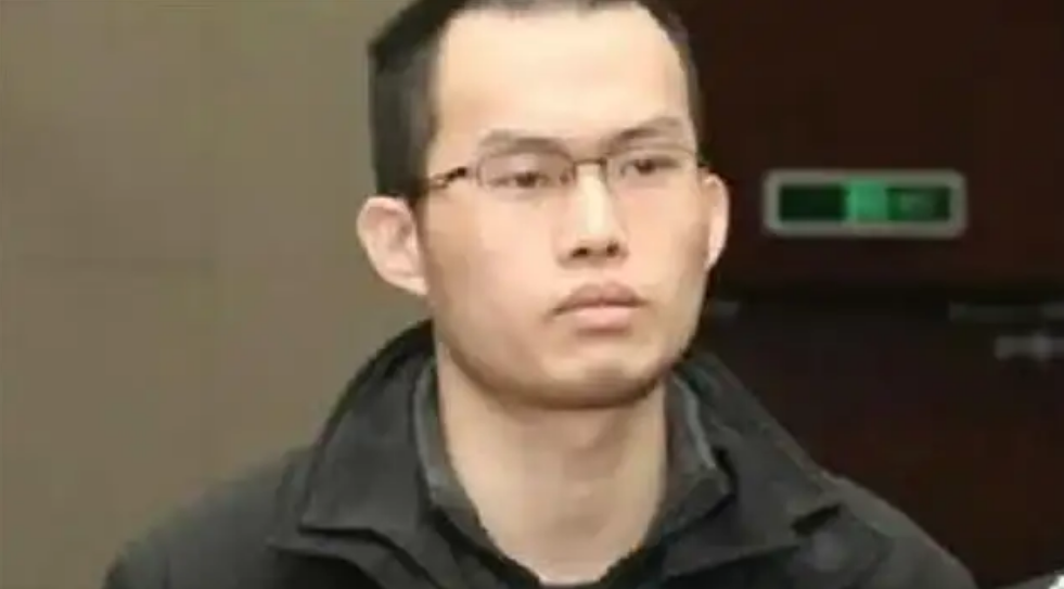 2013年，复旦“投毒案”：林森浩被判死刑，177名师生为他求情