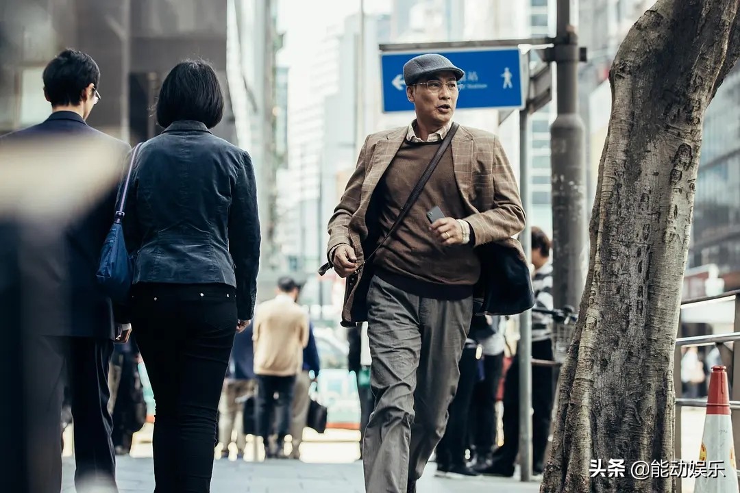 《七人乐队》定档，原名《八部半》，港片导演大集合，唯缺吴宇森