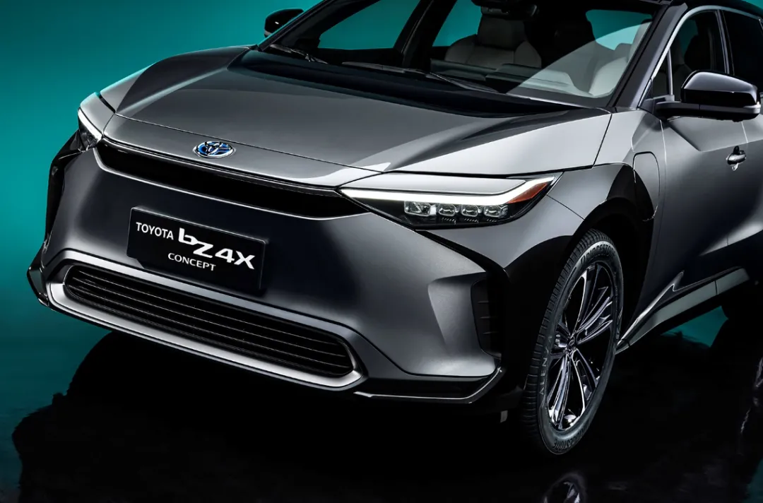 100%还原概念车的TOYOTA bZ4X,一辆搭载未来科技的量产电动车