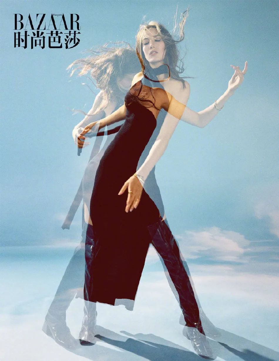 谷爱凌身穿吊带皮衣大秀魔鬼身材！混血美女太性感火辣