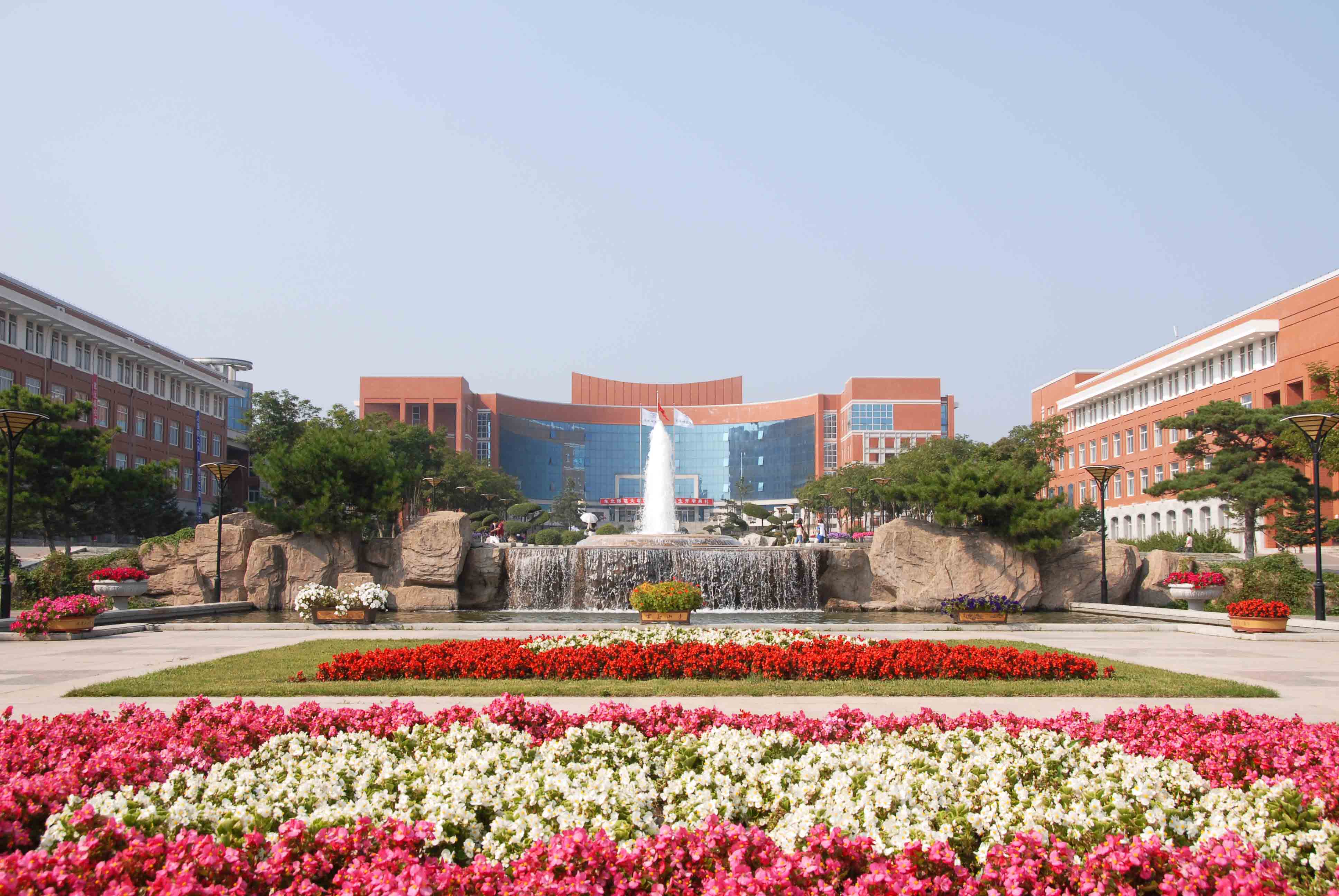 15所一流大学“黄灯停”，仅2所做出解释，2023谁能“绿灯行”？