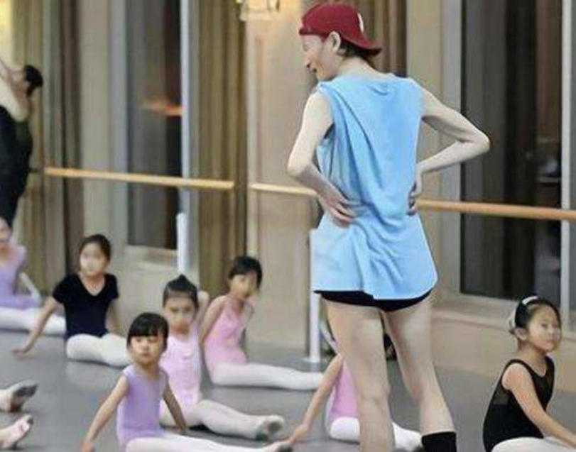 杨丽萍关门弟子郭冷：除了跳舞什么都不会做，年入百万却无人敢嫁