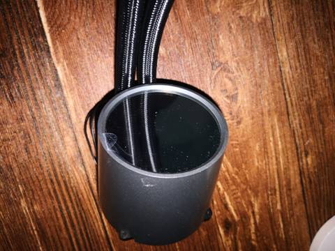 为了一盏灯换了整个电脑-盘点手里的RGB设备