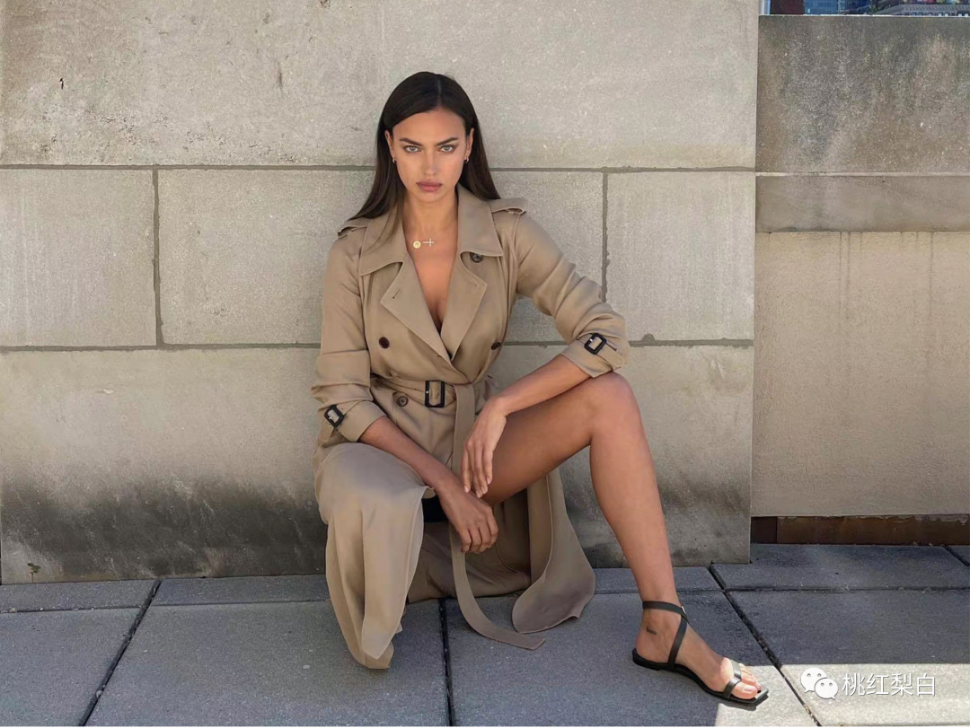 明星红黑榜：巨星范十足的郑秀文，仿佛下一秒就要开唱了