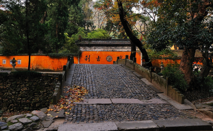 寺为何叫寺，庙为何叫庙，寺和庙有什么区别？你了解过吗？