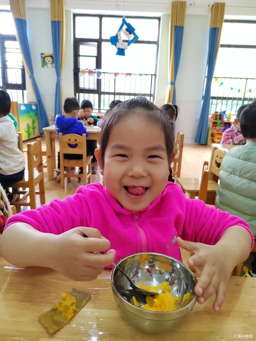 五龙新城汇爱幼稚园丨美好“食”界，只“薯”于你
