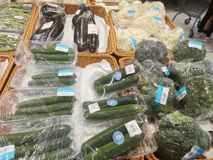 记者探访：扬州商超、批发市场货品充足 购销井然有序