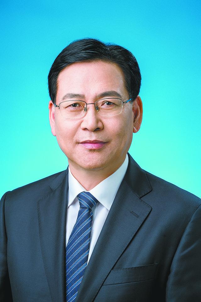 中国共产党青海省第十四届委员会书记、副书记、常委名单简历