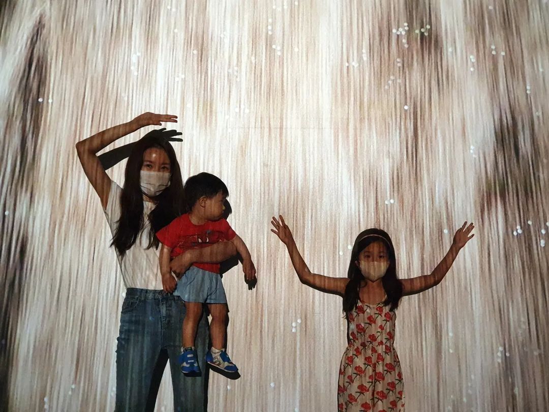 韩流偶像鼻祖安在旭全家福及近况曝光，儿女双全，1岁爱子超可爱