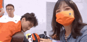 美女记者x世界冠军！王冰冰徐嘉余恋爱了？