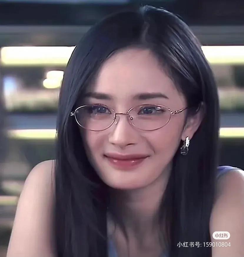 杨幂大女主｜爽文里的人间清醒富贵花