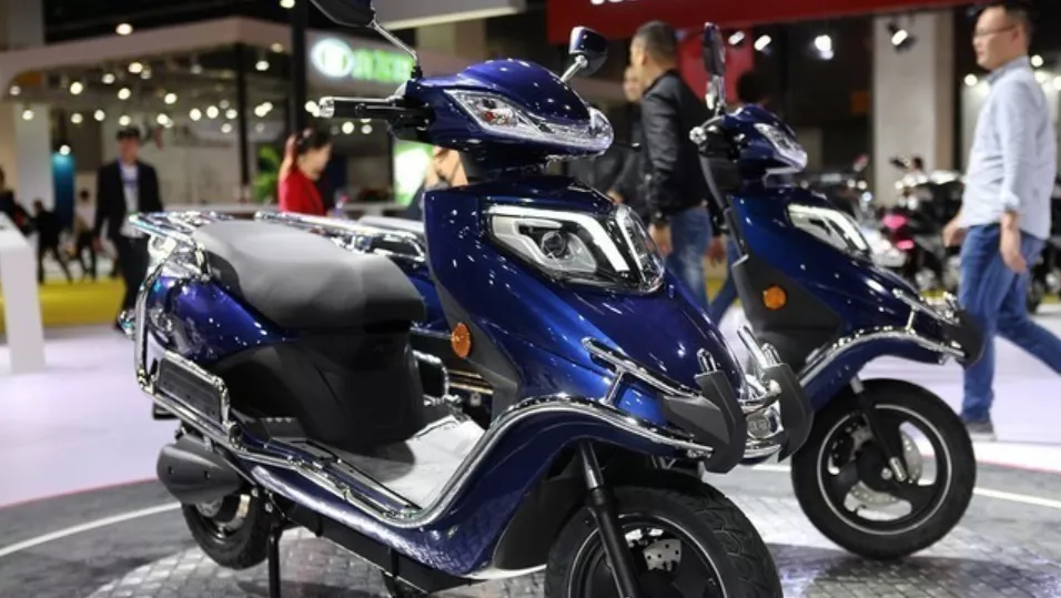 一个月后，超标车过渡期陆续截止，将逐步淘汰，换车注意这三点