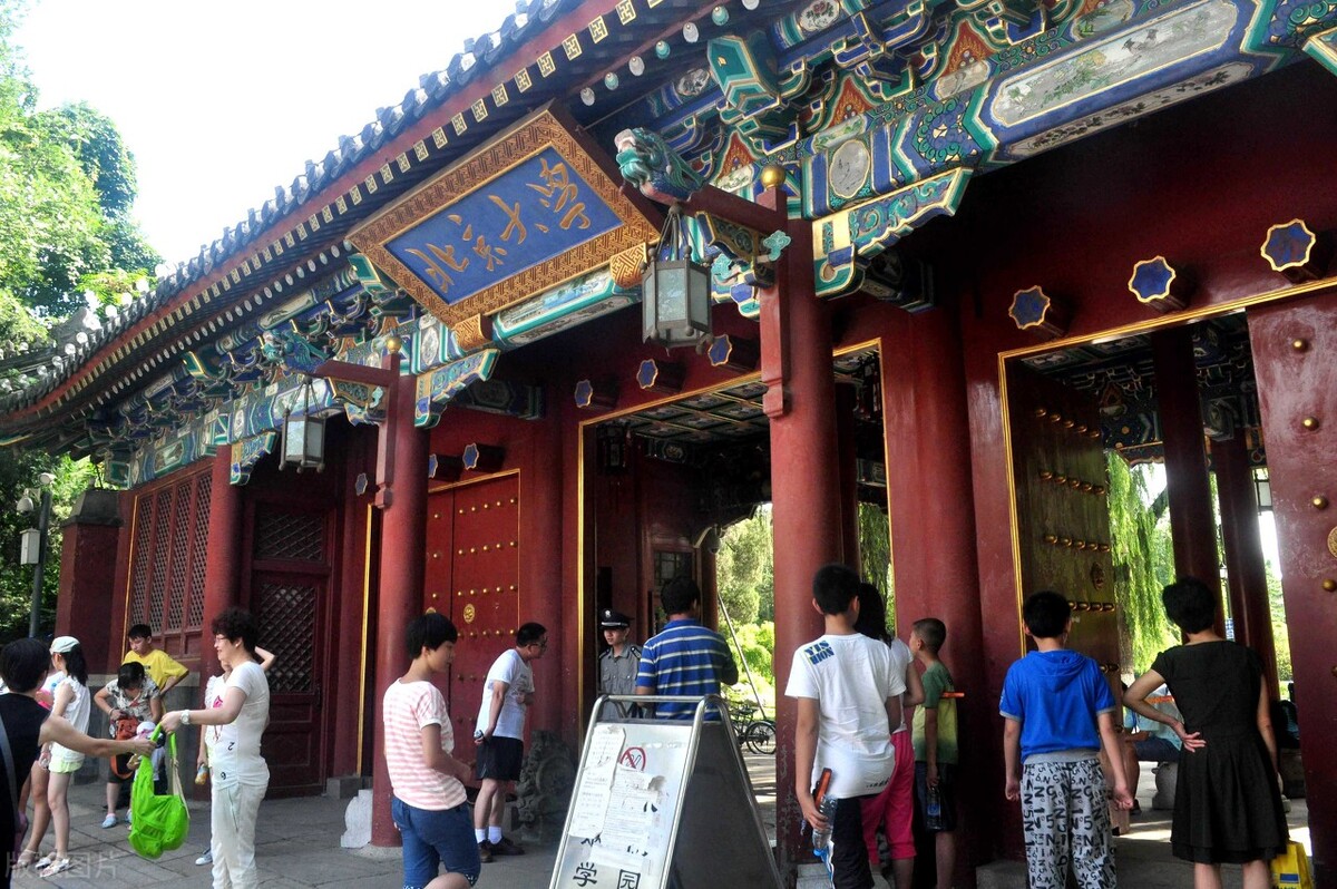 大学不再为研究生提供住宿条件，以这四所大学为例，分享现状