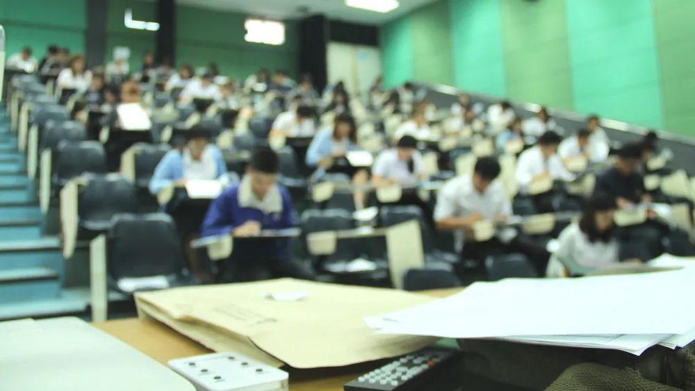 高校学生的心理健康：谁都不愿负责，谁都可以干预