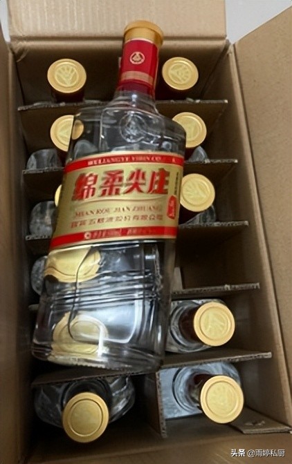 4款公认“性价比高”的老白酒,60、70后都爱囤,十足的粮食酒
