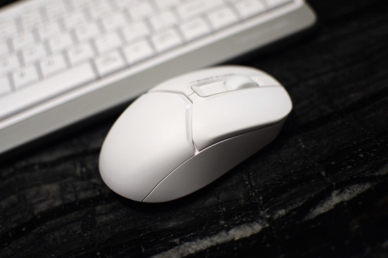 办公利器 极简设计 双飞燕A4Tech 蓝牙无线键鼠套装