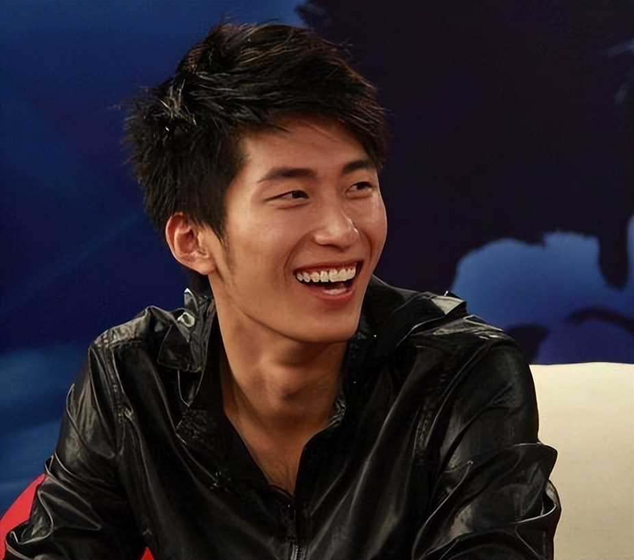 8年后，再看窦骁，不和程晓玥恋爱或许是明智的选择