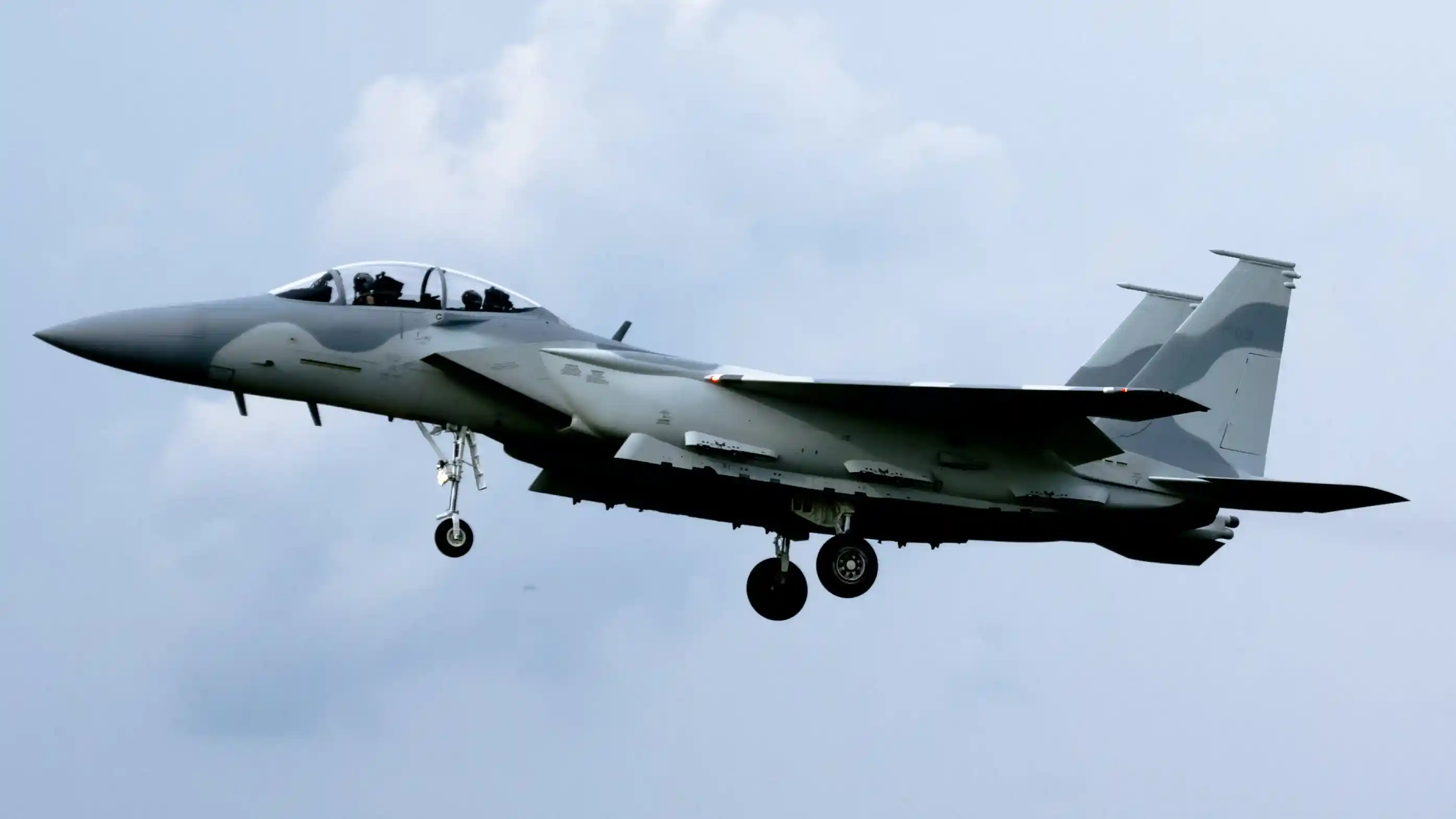 ӡ������114��F15EX��ӡý��ȫ����ǿ�Ĵ�����ս��ѹ�ƽ�ž���16