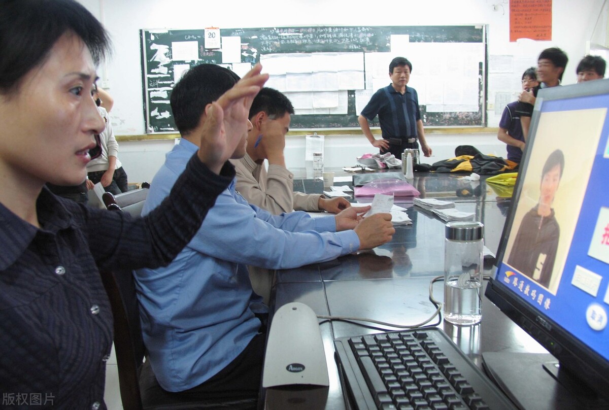 2022年上半年成人本科学士学位英语考试报名考试有关事项的通知