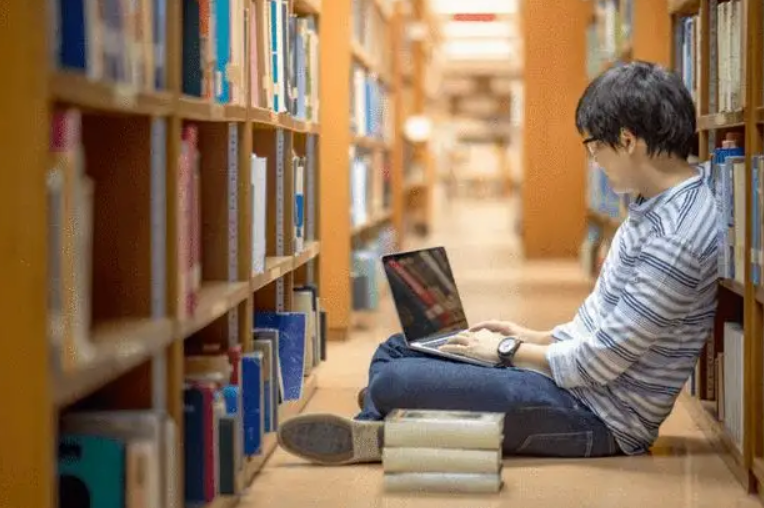 大学一本二本三本是什么意思？它们之间有哪些区别？看完涨知识了