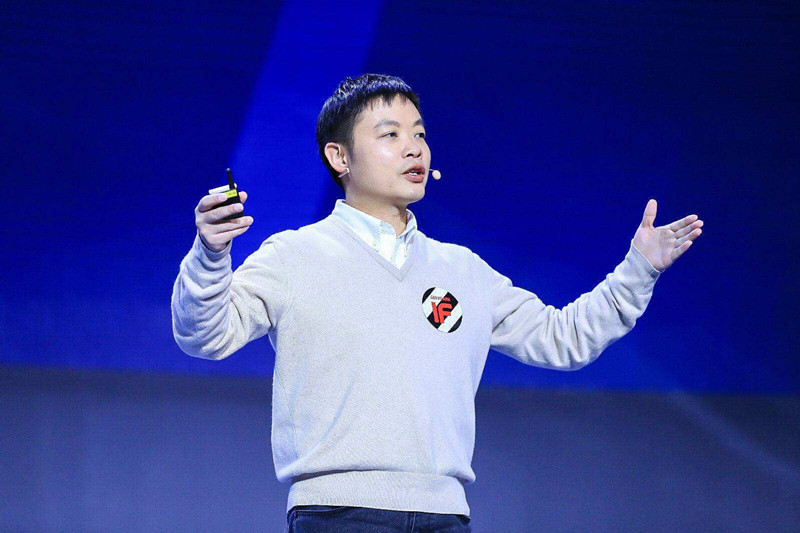 37岁将UC卖给马云，套现300亿造电动汽车，何小鹏到底有多牛？